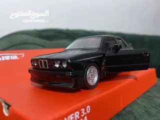  1 مجسم BMW e30