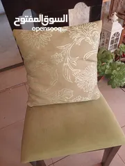  1 كراسي مطبخ خشب وقماش تنجيد ممتازة مستعمل عدد6
