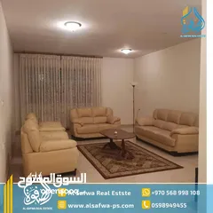  1 شقه مميزة موقع استراتيجي بوسط البلد دقيقه من دوار الساعة قريبه من كل الخدمات هادئه معزوله عن الفوضه