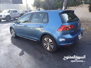  6 بدفعه اولى 1300 تملك فولكس فاجن eGolf كهرباء بالكامل موديل 2016 لون ازرق البيع كاش او اقساط