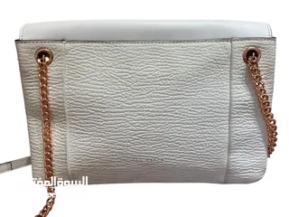  2 حقيبة تيد بيكر جلد اصلي بحالة الجديد Ted baker handbag like new white color