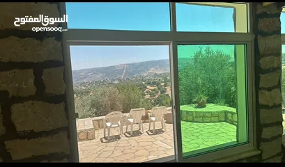  21 مزرعة للبيع   بأجمل  مناطق الصبيحي (ميسرة) على قمة الجبل ذو اطلالة خلابة