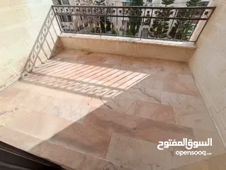 8 شقة غير مفروشة للإيجار 300م2 ( Property 19203 )-175107091