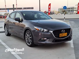  2 Mazda 3 2018 Hatchback 2.5L