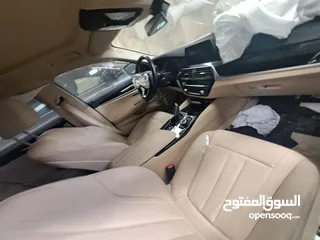  7 2020 BMW 530E hybrid فل للبيع على ضربتها او مصلحها تصلح لسوق الاعفاءات