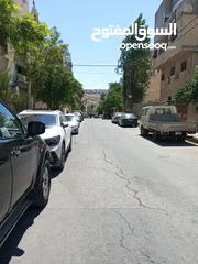  5 محل ايجار فارغ في موقع جميل