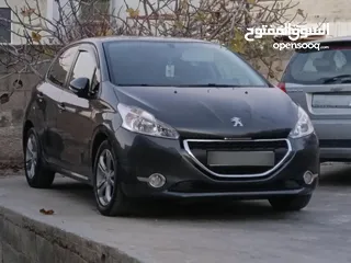  2 بيجو 208 2014 مطور 1200 قير عادي