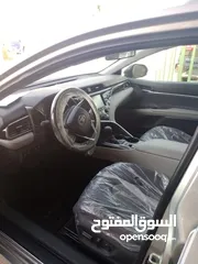  10 تويوتا كامري هايبرد ليثيوم امريكيه  موديل 2020 حره بحاله ممتازه وبسعر مغري للبيع