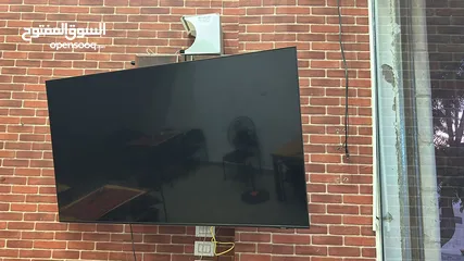  7 محل للبيع كامل