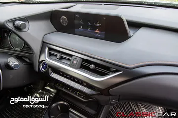  21 Lexus UX300e 2022