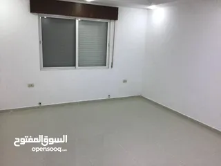  13 المكان بلحصن