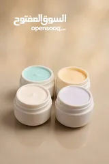  27 مستحضرات تجميل (سكراب للجسم-سكراب للقدمين-كريم مرطب-صابون من مواد طبيعيه -ليفه).من ecrets of scents
