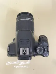  2 كاميرا كانون D700