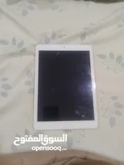  2 ايباد البول حاله جيده