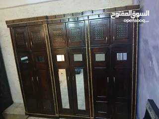  4 خزانة كبيرة 6 ضرفات طابقين خشب لاتيه بالكامل مش ناقصها شي دهان جديد و فصالات و ايدين كلو جديد