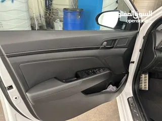  12 2019 Elentra Turbo.