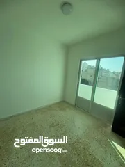  3 مكتب  فارغ للإيجار صويلح