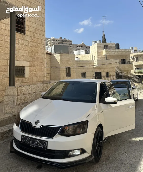 للبيع او البدل بالسعر الطبيعي سكودا فابيا جديده بالصلاة على النبي.