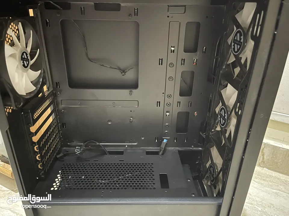 Gaming pc case