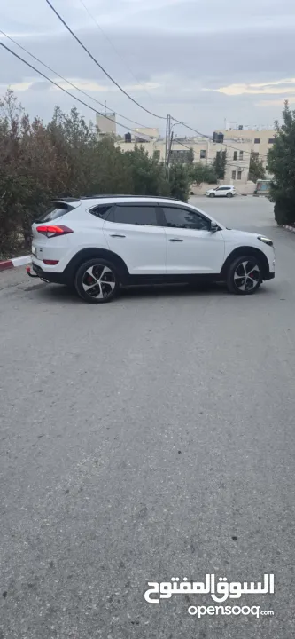 هيواندي توسان 2017 رخصه فل الفل مسكررررر  غرفه مميزه لون خمري