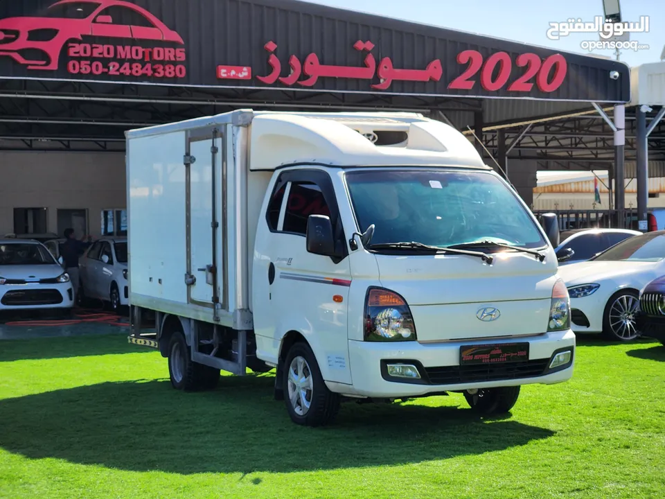 Hyundai Porter 2012 with fridge