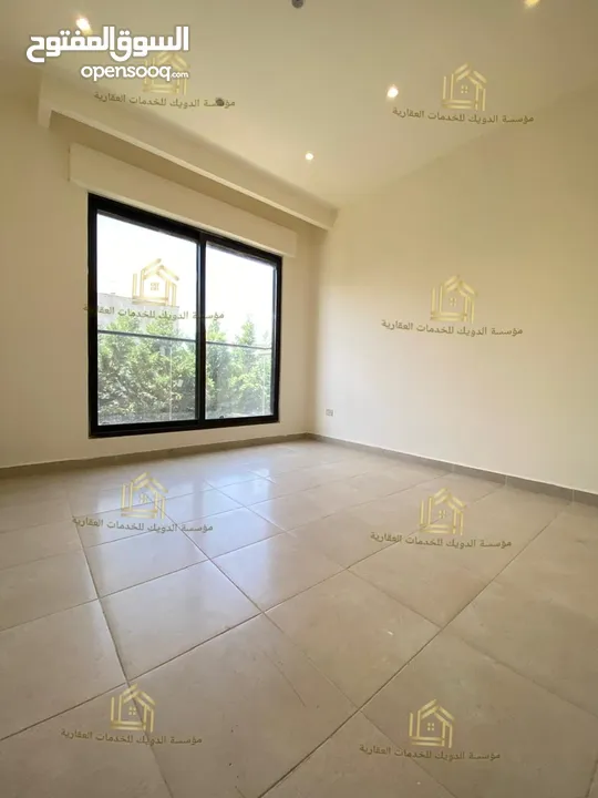 شقة فاخرة جديدة لم تسكن بتصميم عصري