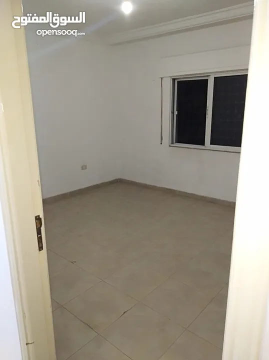 للبيع شقه سكنيه