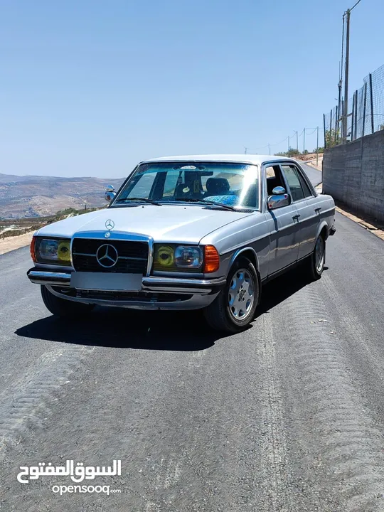 مرسيدس بنز w123