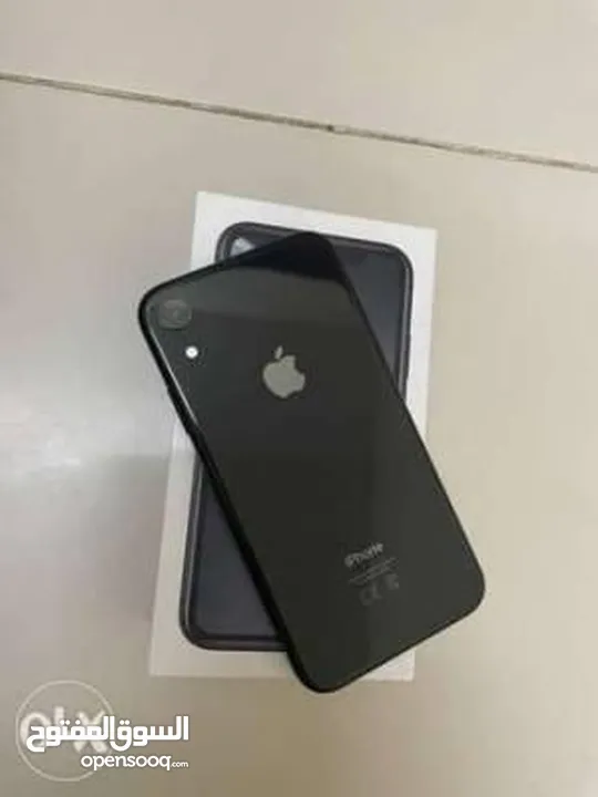 آيفون XR للبيع بحاله ممتازه مع كفرات للجهاز