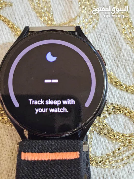 ساعة ذكيه من نوع سامسونج جالكسي ووتش 5  بحاله ممتازه مع الشاحنgalaxy watch 5