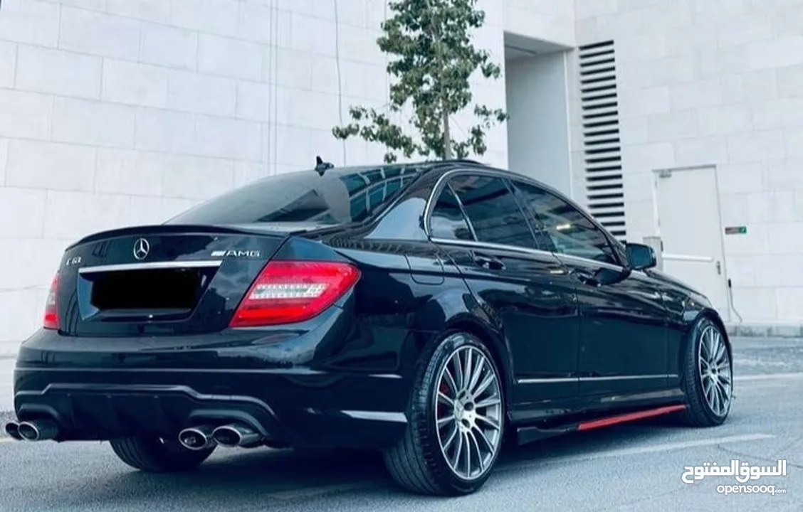 مرسيدس c300 2013 للبيع او للبدل هوندا اكورد او انسابت او كيا او سوناتا