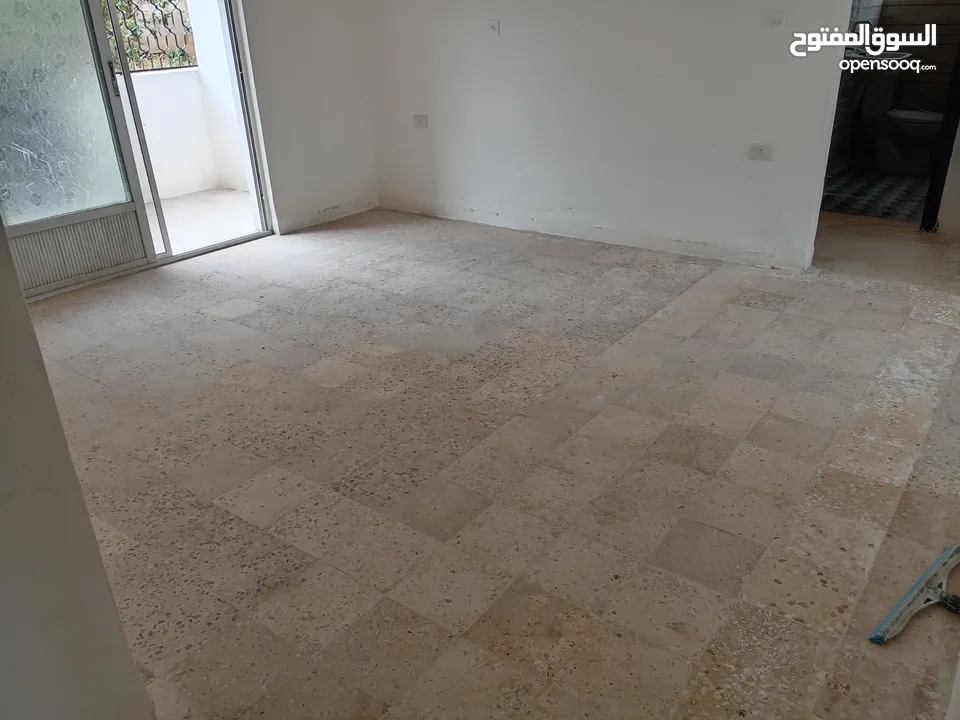 شقة للبيع/