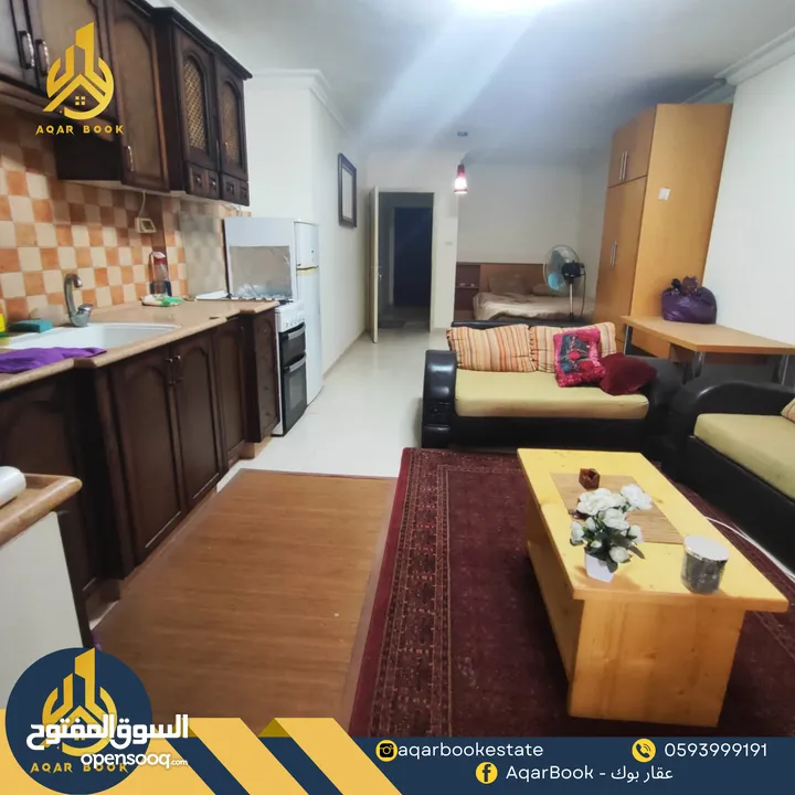 استديو مفروش للايجار بموقع مميز مقابل فندق الكرمل