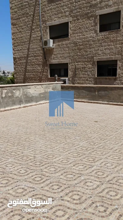 شقة أرضية فاخرة للبيع في الجاردنز  - خلف جريدة الرأي 185م مع ترسات 110م تشطيب سوبر ديلوكس