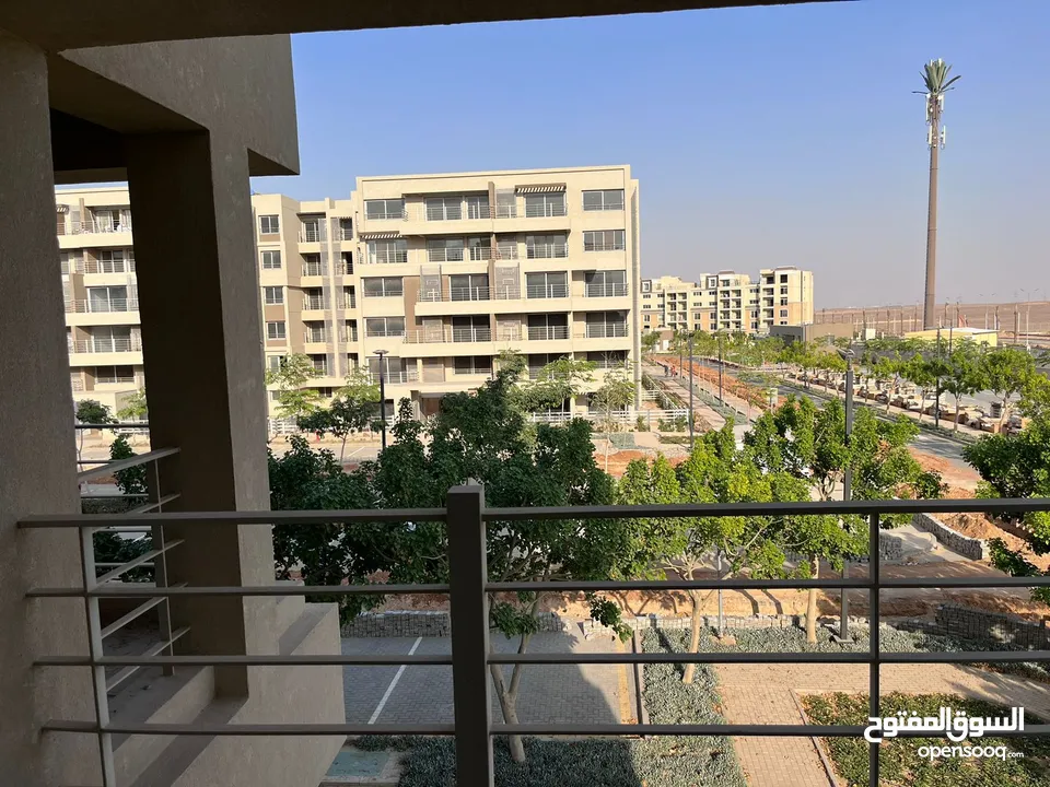 شقة للبيع 207 م باقل سعر في السوق بكمبوند Palm Hills Capital Gardens