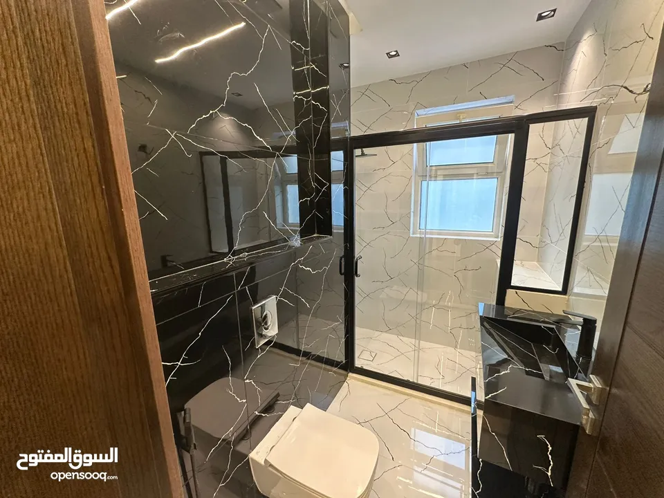 شقة شبه مفروشة في منطقة عبدون ( Property 40234 )-174856710