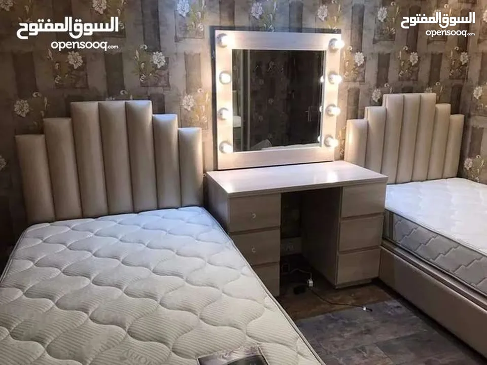 أسرة  تخوت