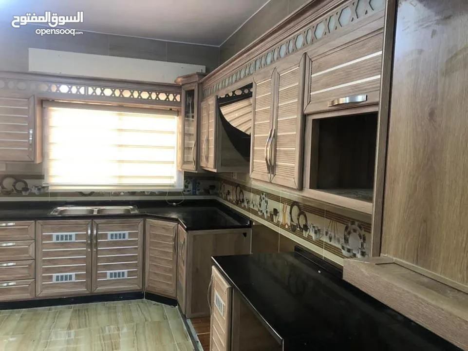 مطبخ  الالمنيوم سادة  5 متر فقط
