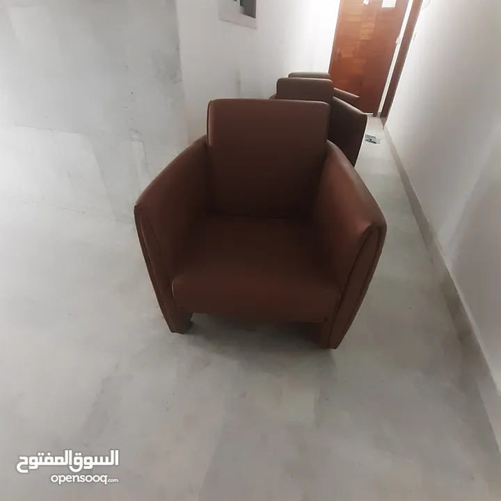 كرس مستعمل بحاله  ممتازه