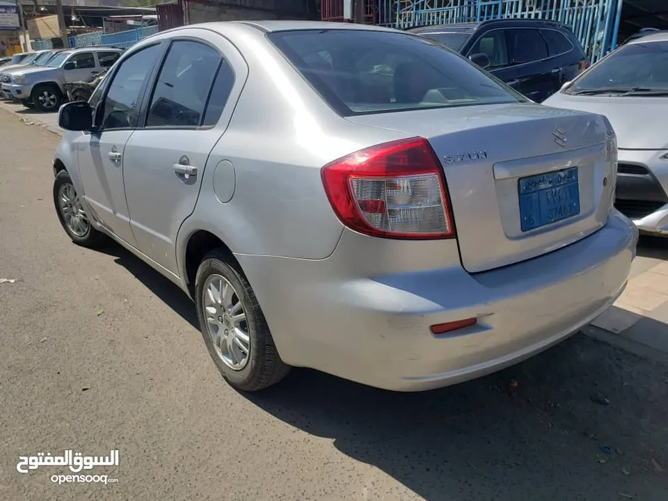 2013 سزوكي SX4 أمريكي