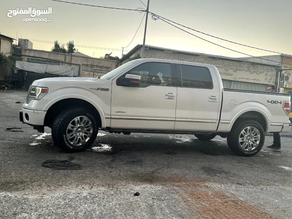 Ford F150 platinum