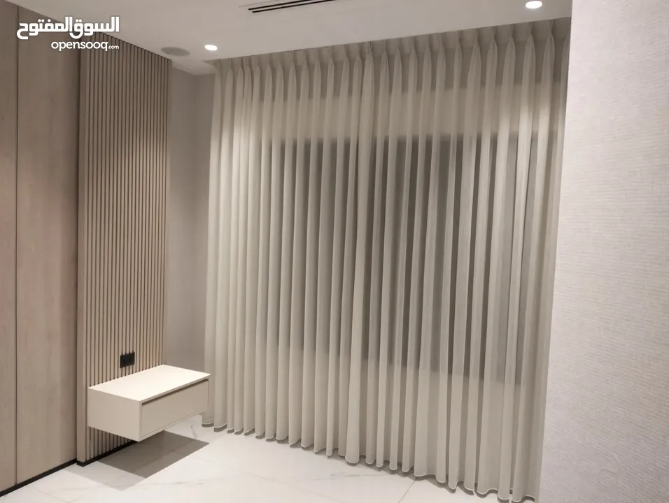 ينتهي العرض الخميس شباك لنن تركي  من 5الى6متر لنن رنجات خياطه جوده عاليه  والتحقق بالمعرض قبل الشراء