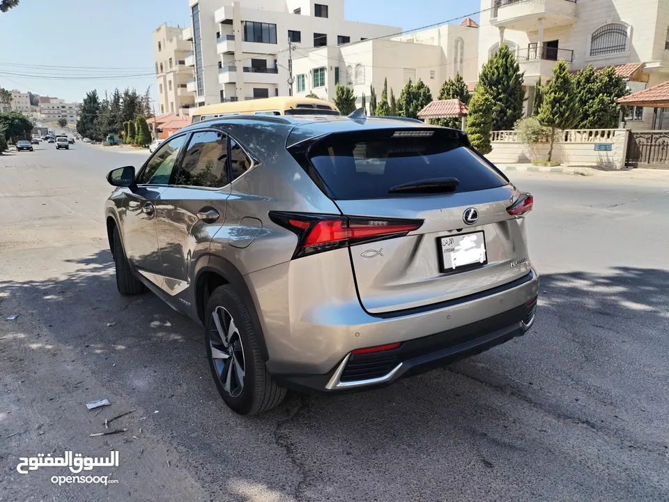 لكزس NX300H فحص كامل حرة  2020