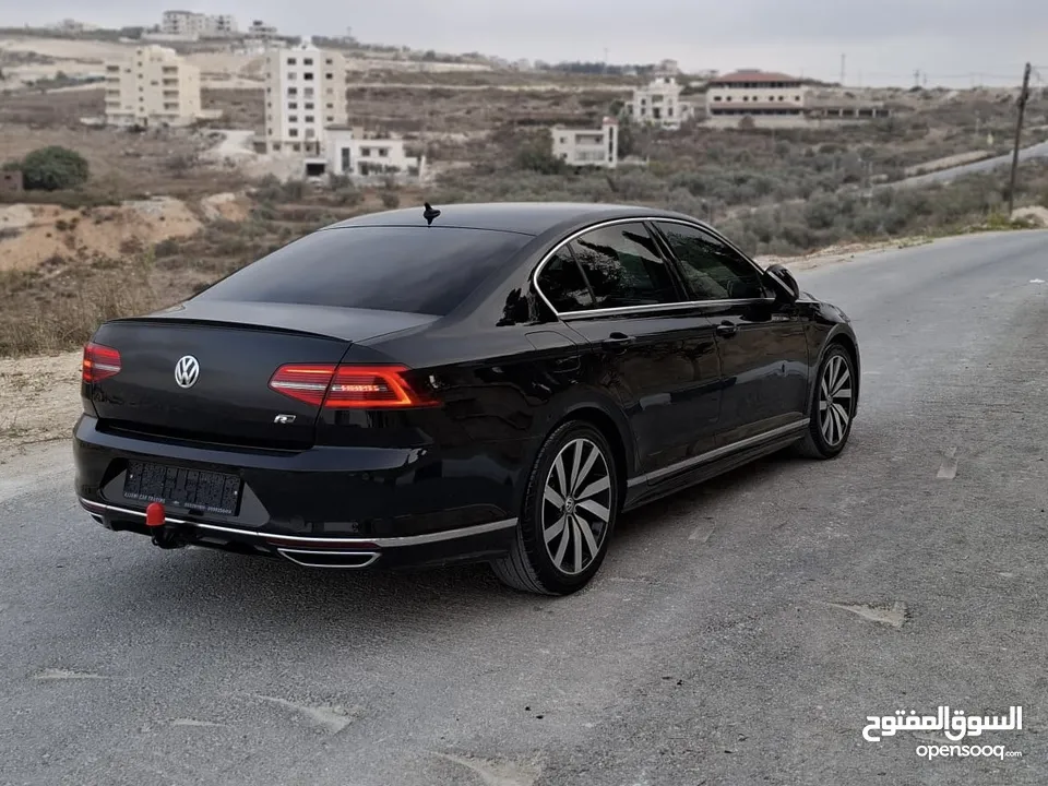 باسات R line بحالة الوكالة