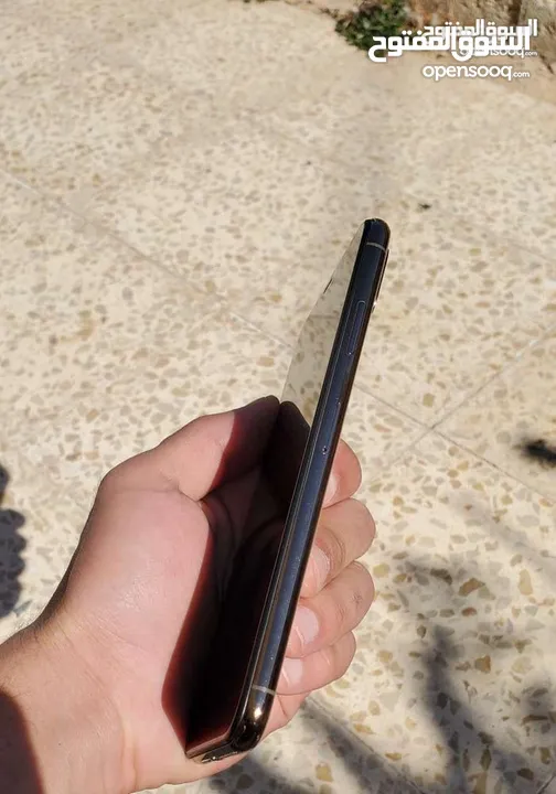 ايفون xs max للبيع او البدل