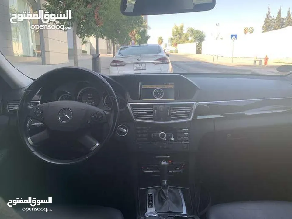 مرسيدس E250 فل الفل عدا البانوراما موديل 2010 بحالة الوكالة