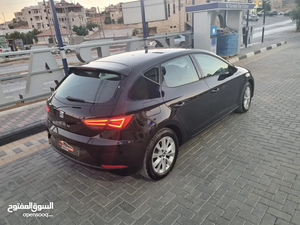 سيات ليون 2020 للبيع