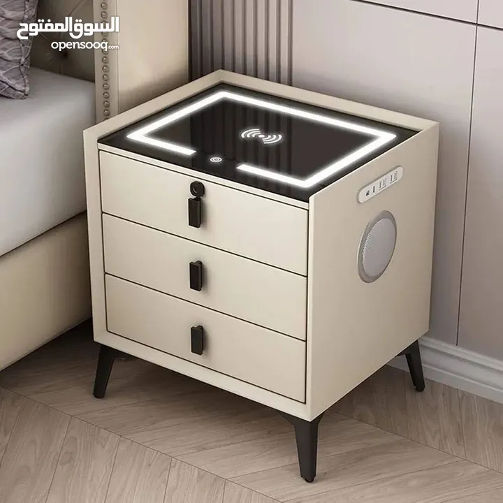 خزانة جانبية أنيقة وذكيييية   موديل 2025 متوفرة لدينا فقط   تحتوي على شاحن لاسلكي وأضاءة للبيع