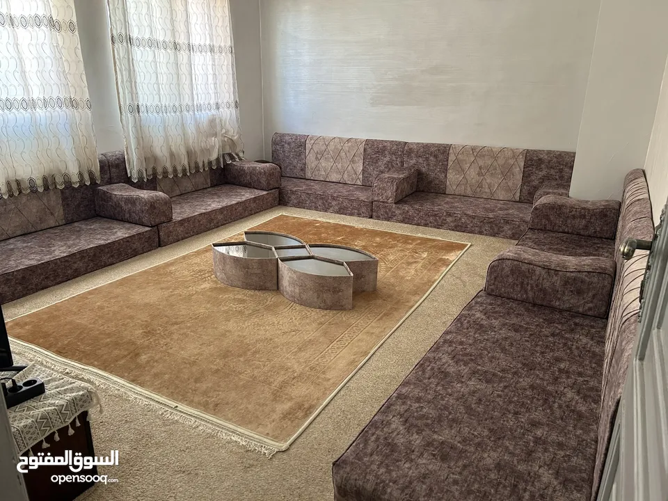 جلسة عربية - قعدة عربية - فرشات - وكالة شبه جديد