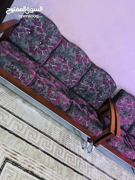 طقم غرفة جلوس لون بنفسجي